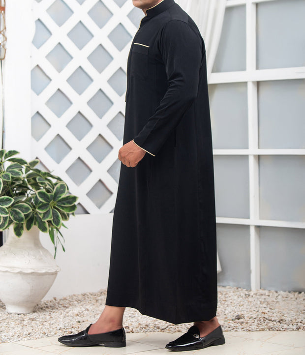 Qamis Embroidery Black