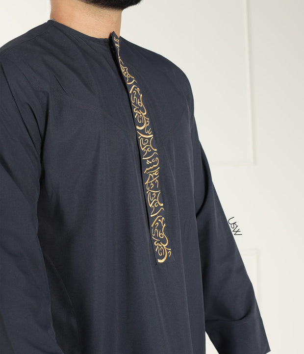 Qamis Arabesque Grey Black