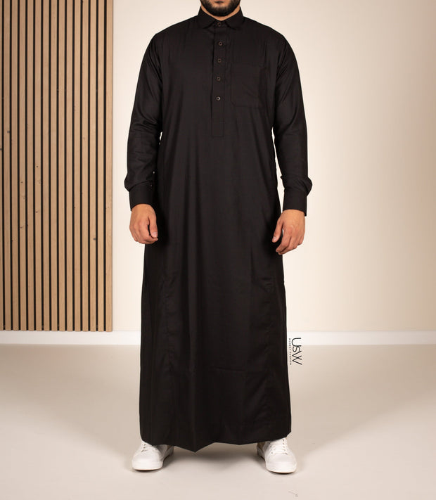 Chino Saudi Qamis - Black