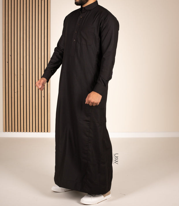 Chino Saudi Qamis - Black