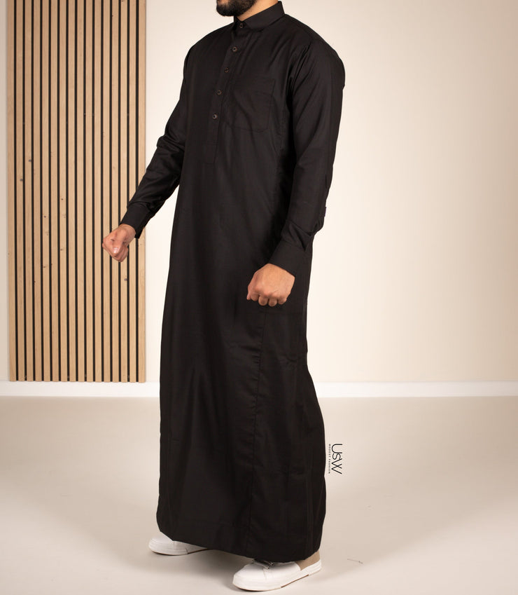 Chino Saudi Qamis - Black